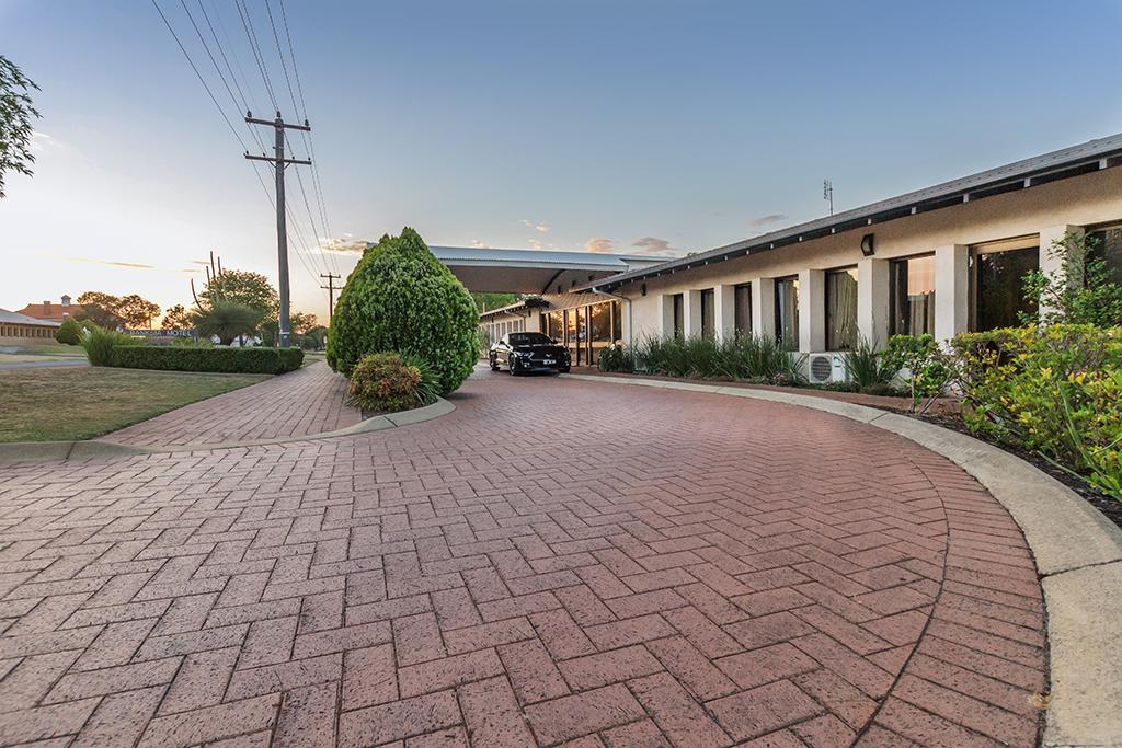 Banksia Motel Collie Exteriér fotografie