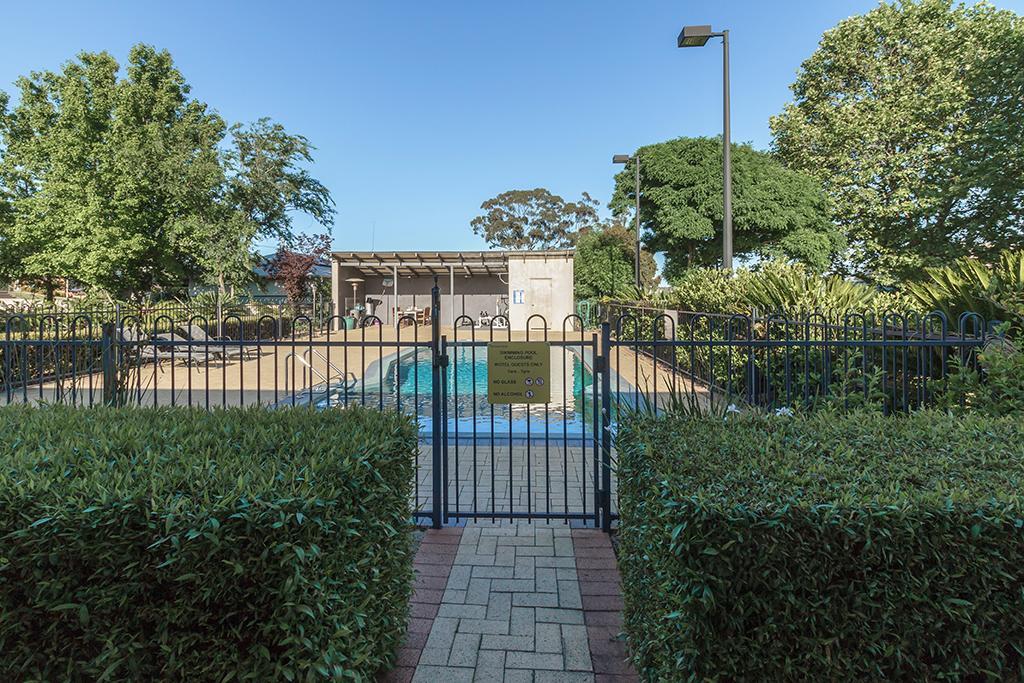 Banksia Motel Collie Exteriér fotografie